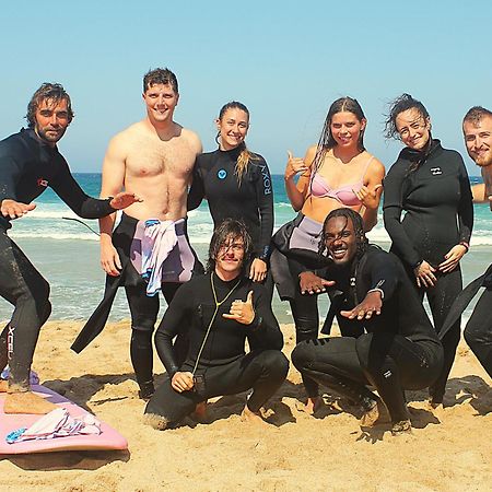 Lisbon Soul Surf Camp Hostel Кашкайш Екстериор снимка