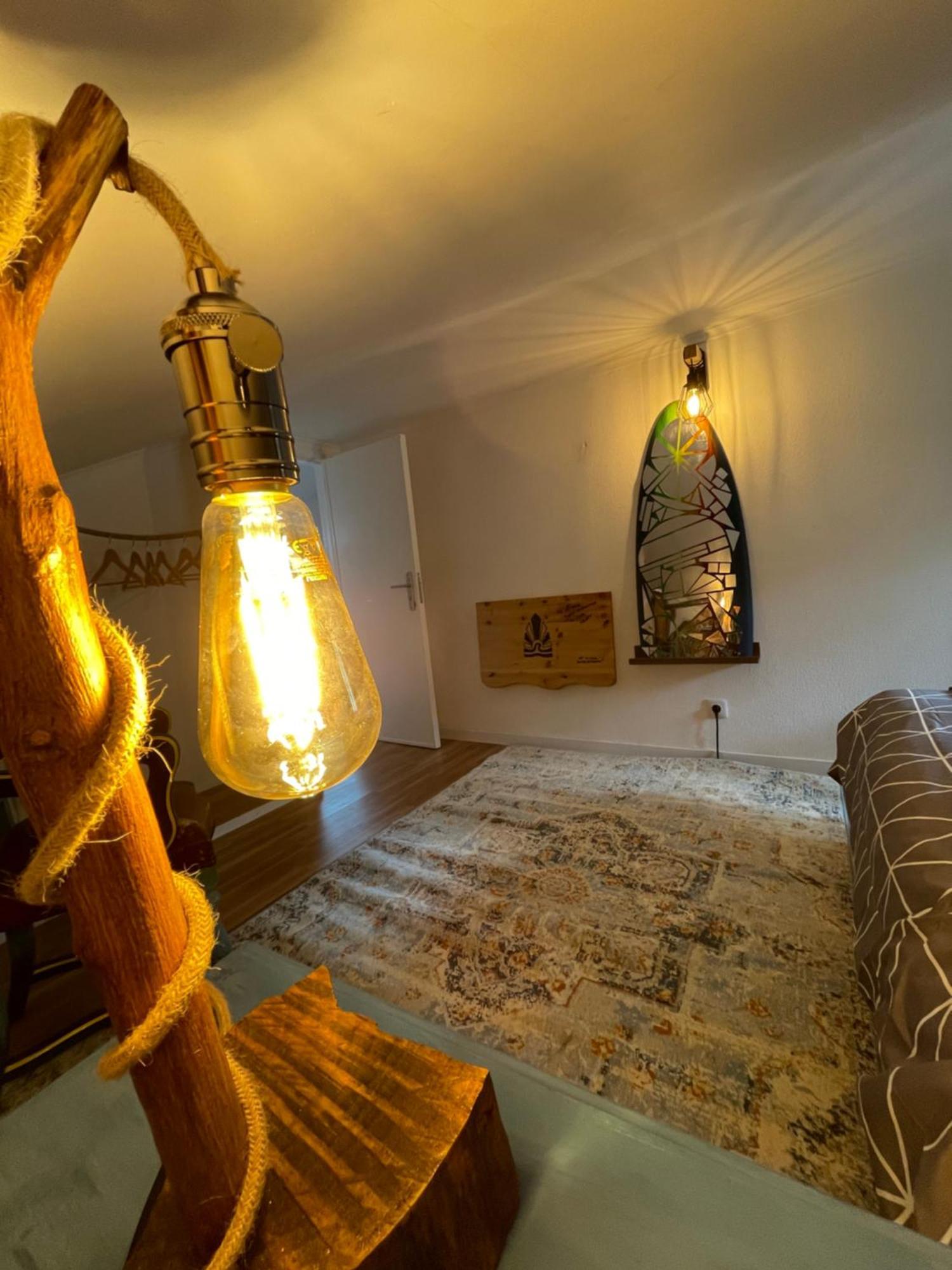 Lisbon Soul Surf Camp Hostel Кашкайш Екстериор снимка