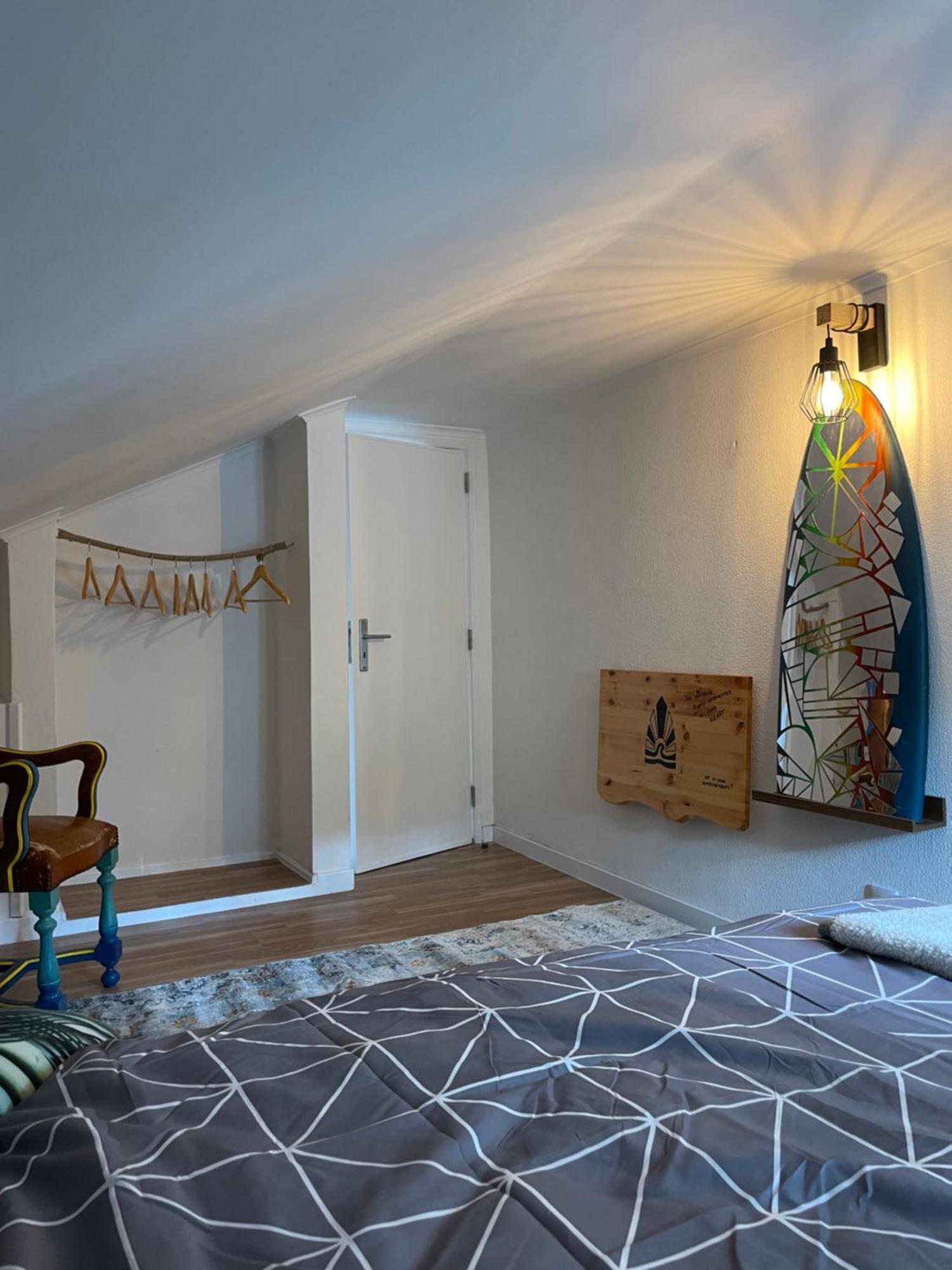 Lisbon Soul Surf Camp Hostel Кашкайш Екстериор снимка