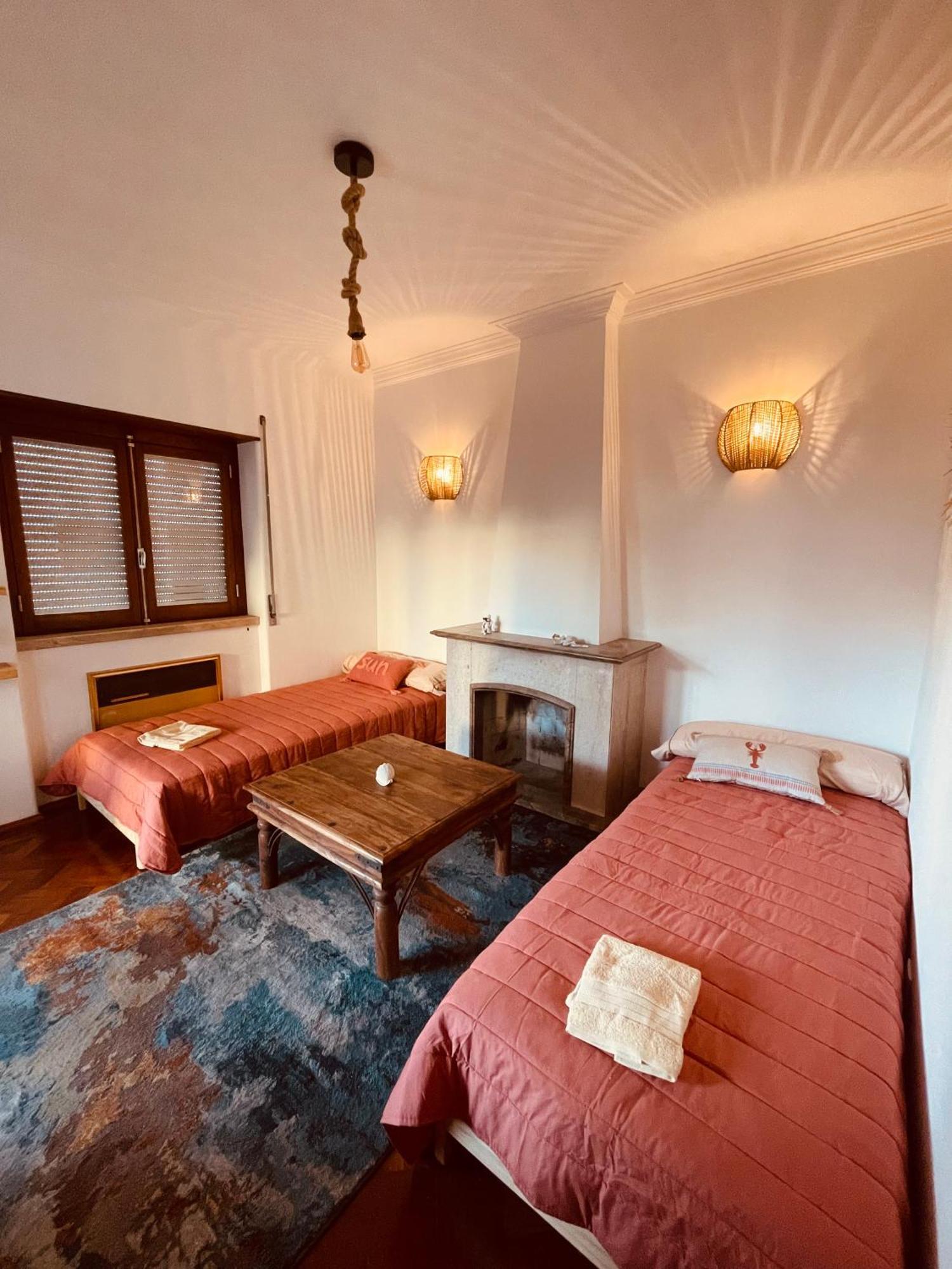 Lisbon Soul Surf Camp Hostel Кашкайш Екстериор снимка