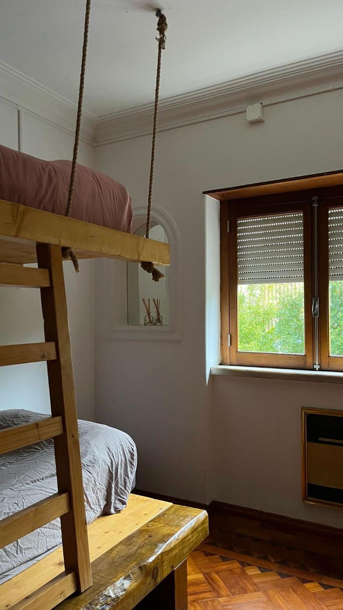 Lisbon Soul Surf Camp Hostel Кашкайш Екстериор снимка