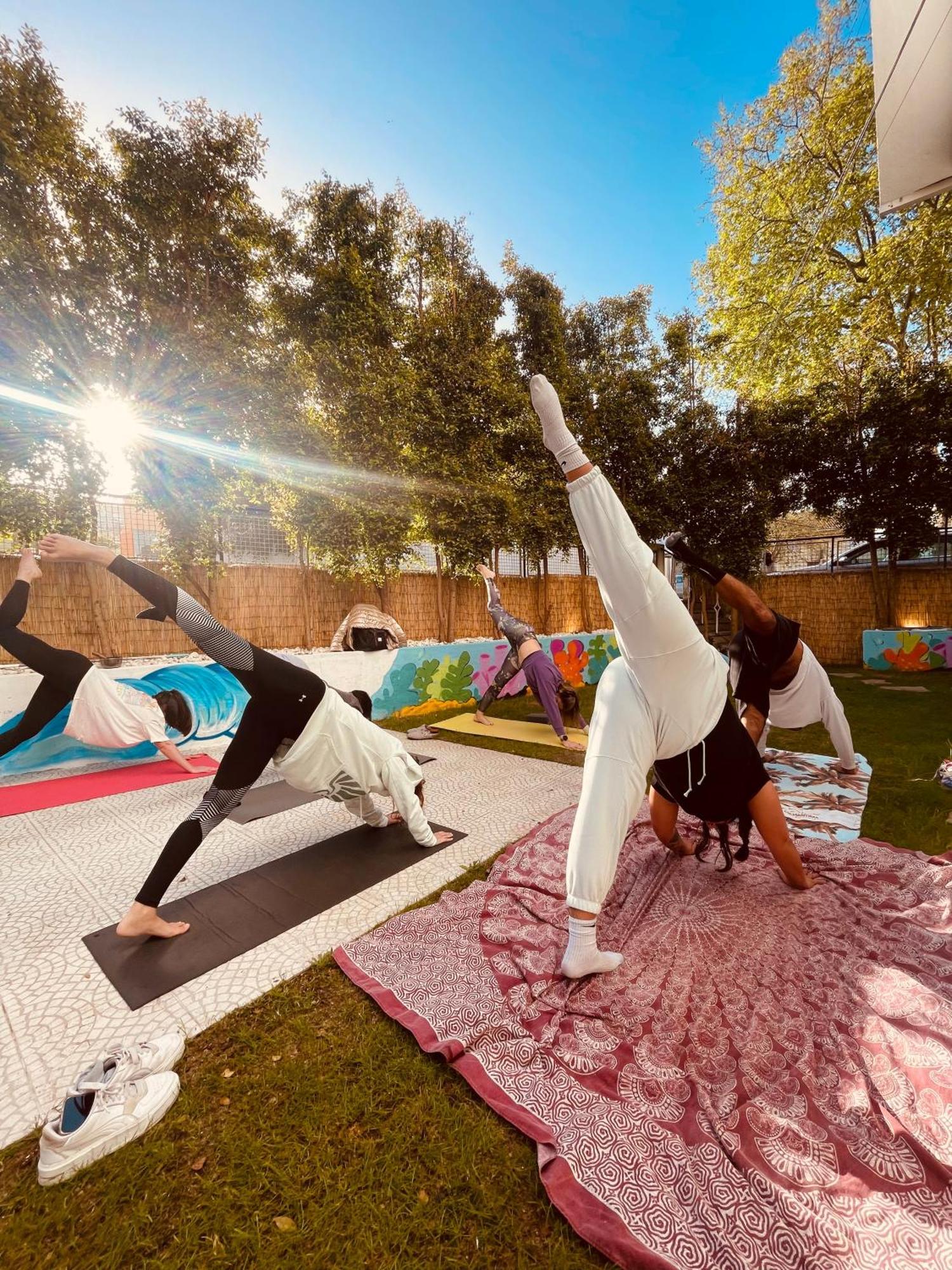 Lisbon Soul Surf Camp Hostel Кашкайш Екстериор снимка