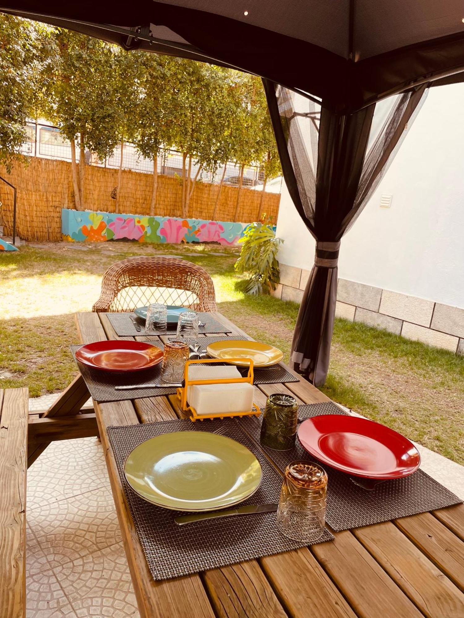 Lisbon Soul Surf Camp Hostel Кашкайш Екстериор снимка